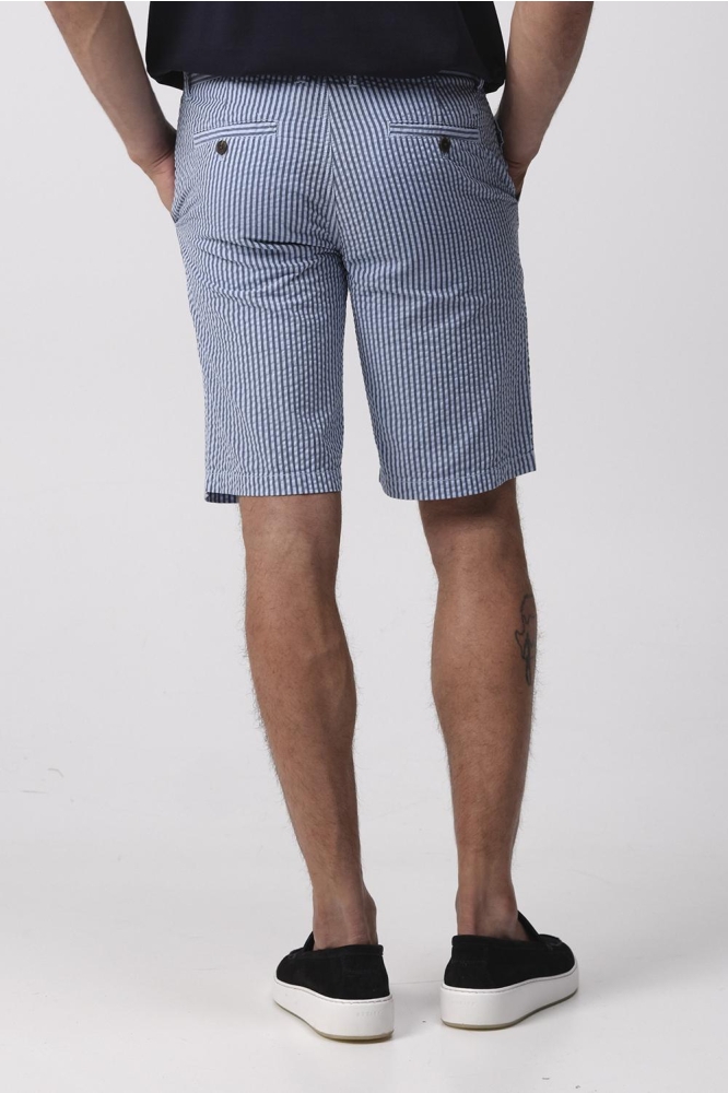 SEERFORD SHORT 096110 3253 CHAMBRAY BLUE STREEP